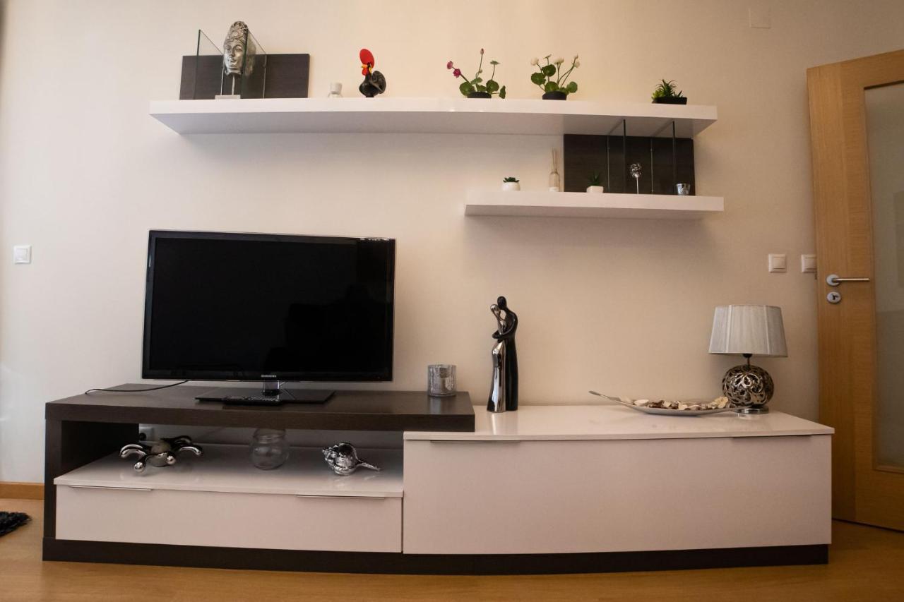 Lovely Apartment Near Airport And Nations Park, With Garage Loures Ngoại thất bức ảnh
