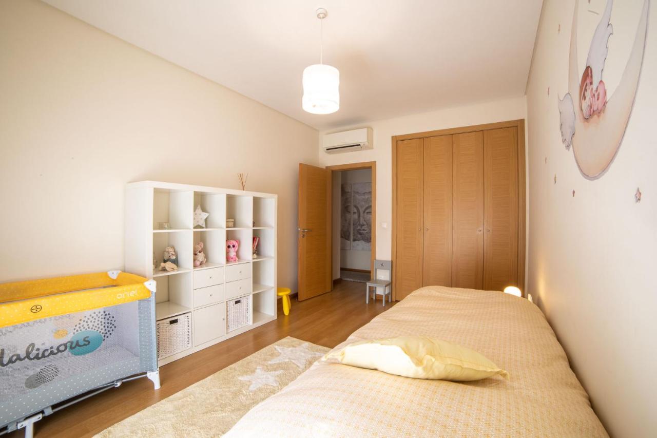 Lovely Apartment Near Airport And Nations Park, With Garage Loures Ngoại thất bức ảnh