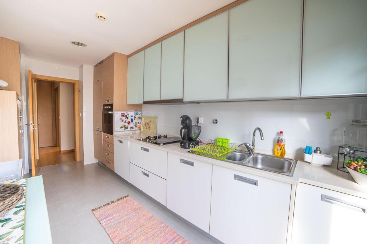 Lovely Apartment Near Airport And Nations Park, With Garage Loures Ngoại thất bức ảnh